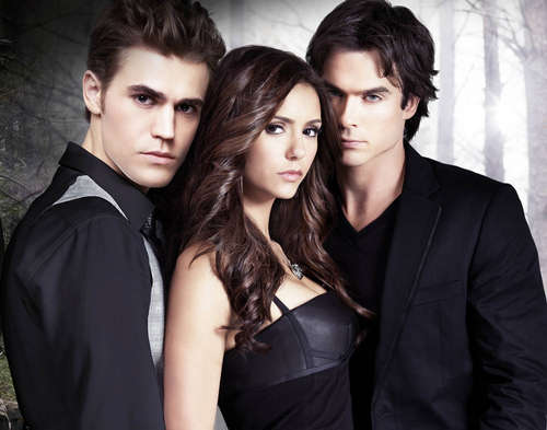 Stefan Elena and Damon posing